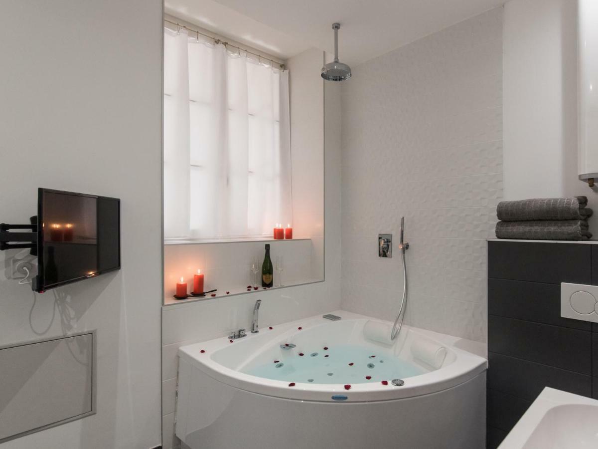 Luxury Studio & Spa-Lyon Centre Buitenkant foto