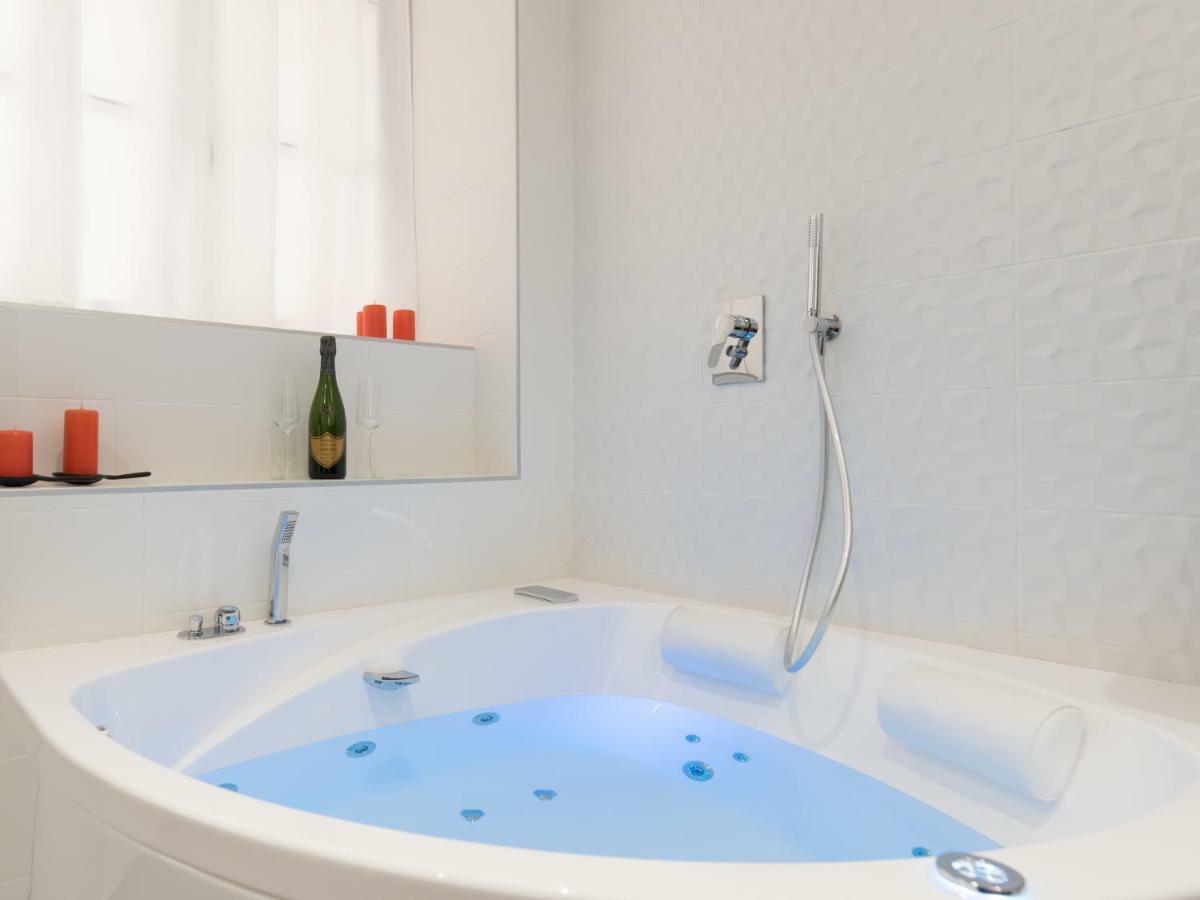 Luxury Studio & Spa-Lyon Centre Buitenkant foto