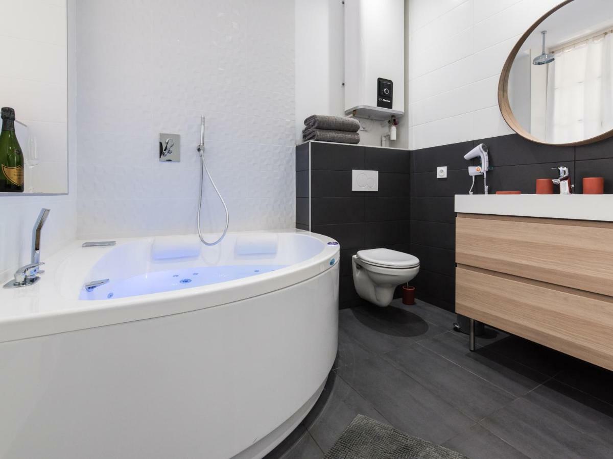 Luxury Studio & Spa-Lyon Centre Buitenkant foto